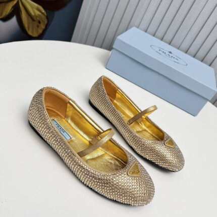 Prada thin shoes size: 35M-39M（34 40 41 42can be customized made, but it No return or exchange) note shoes size which you want when you fill shipping address